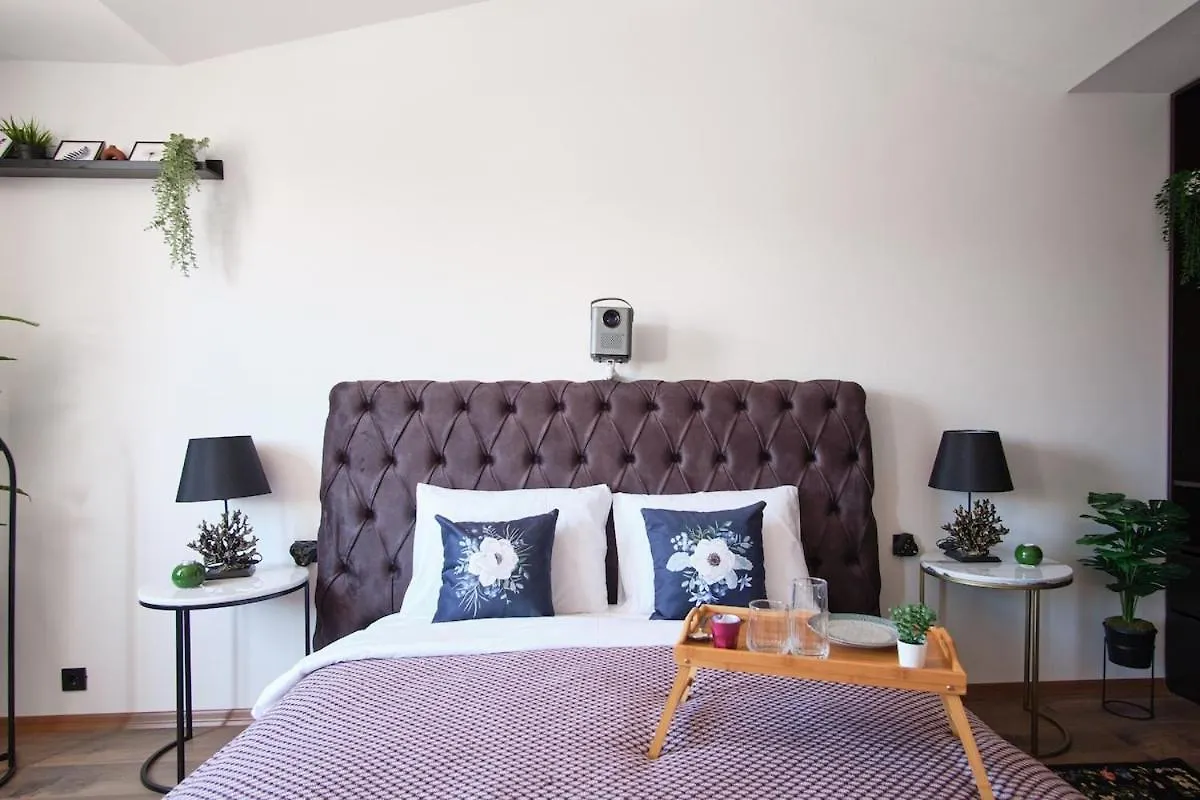 Cozy Penthouse With The Balcony Apartment Istanbul
