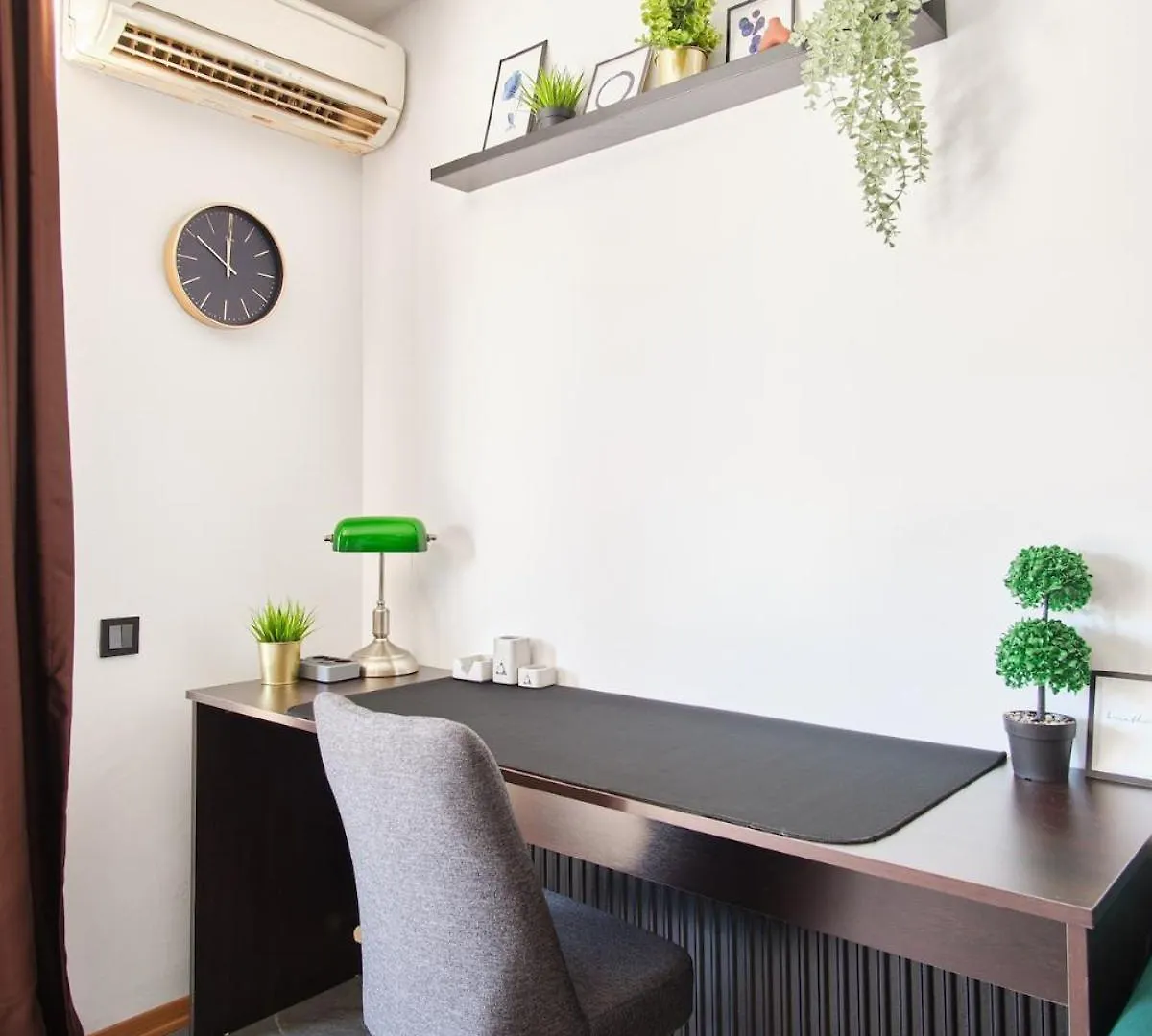 이스탄불 Cozy Penthouse With The Balcony 아파트